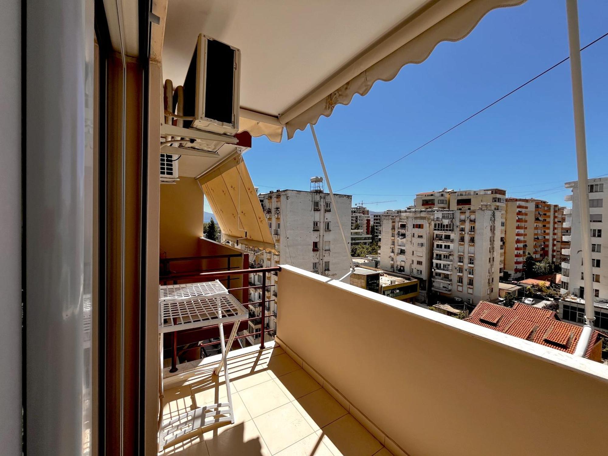 Kam Apartments In The City Center Vlorë Exteriör bild